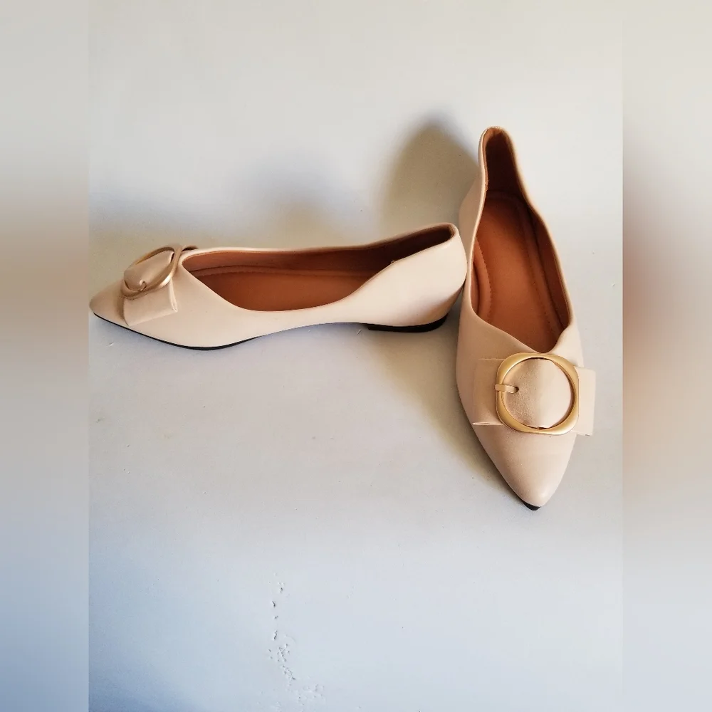 Women's unbranded european ballet flats light tan nude Sz8.5M pointed toe - Picture 5 of 16
